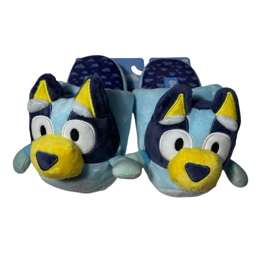Bluey NWT plush slippers size kids 9/10